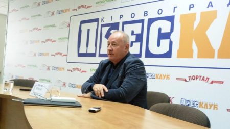 Екс-претендент на директора НАБУ розповів у Кропивницькому як зупинити стагнацію країни