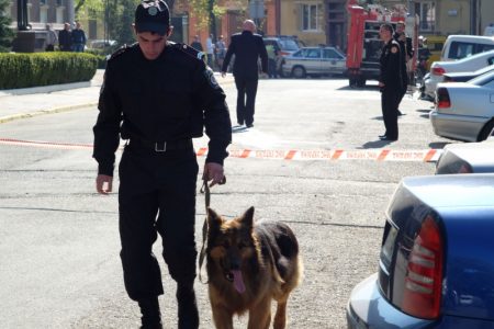 «Замінування» банку в Кропивницькому виявилося навчальною тривогою