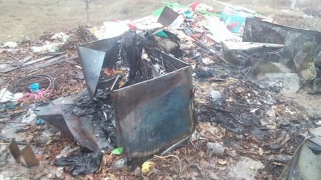 У Кропивницькому біля Сугоклеї спалювали старі холодильники. ФОТО, ВІДЕО