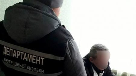 На Кіровоградщині судитимуть звинуваченого в хабарництві нарколога