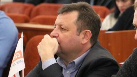 У міськраді Кропивницького назріває переобрання голів депутатських комісій?
