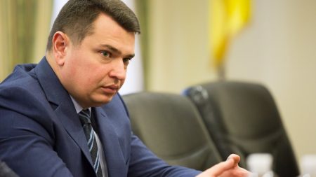 Директор НАБУ Артем Ситник у Кропивницькому: про рейдерство, Лісопарк та Антикорупційний суд. ВІДЕО
