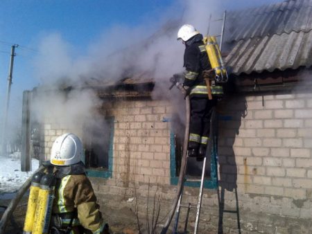 У Новгородківському районі на пожежі загинуло троє дітей. ФОТО