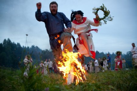 На Івана Купала на Кіровоградщині одружаться та отримають подарунки щонайменше 42 пари