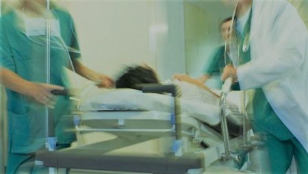 Комісія вважає, що підприємство, працівниця якого потрапила до реанімації, винне тільки в тому, що не забезпечило перчатками