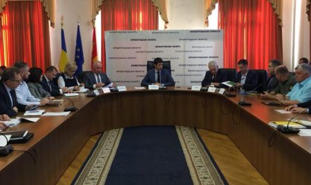 В ОДА повідомили, які напрямки доріг області планують відремонтувати в 2019-му
