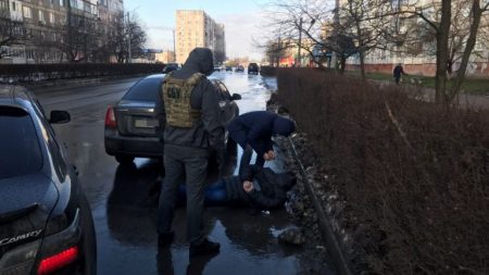 Поліцейських з Олександрії судитимуть за звинуваченням у «кришуванні» наркобізнесу