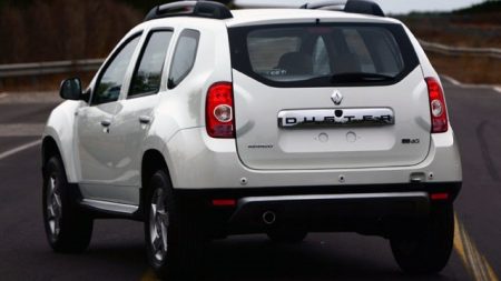 Полтавський дилер Renault “злив” одеському 12 замовлень від медиків Кіровоградщини