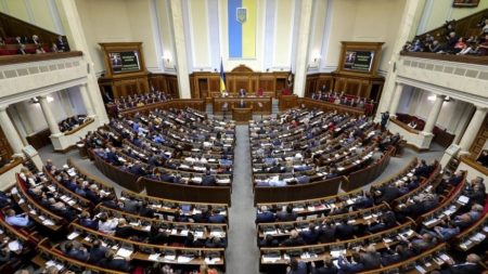 Тарасов – в “аграрному”, Дануца – “правоохоронному”: в яких комітетах працюватимуть нардепи від області