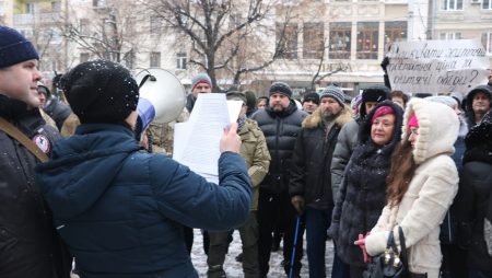 У Кропивницькому мітингували через скасування у садочках пільг для дітей учасників АТО. ФОТО