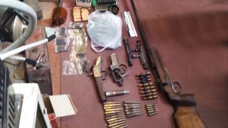 В олександрійця вилучили зброю і вибухівку. ФОТО
