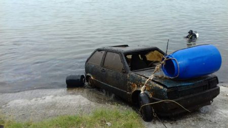 Автівка, знайдена на дні водосховища в Світловодську, 8 років перебувала в розшуку. ФОТО