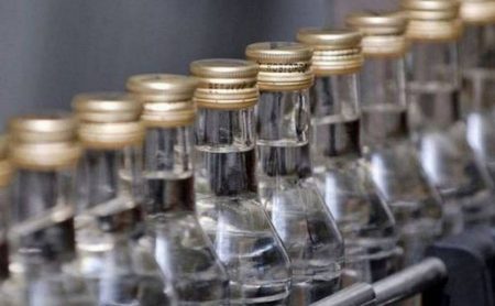 Прокуратура Кіровоградщини затвердила обвинувальний акт проти чоловіка, який незаконно збував алкоголь