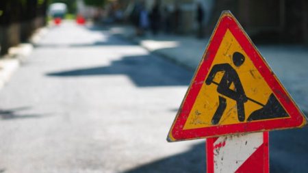 Сільрада віддала понад 300 тисяч “улюбленому” підряднику, “подробивши” дорожній тендер