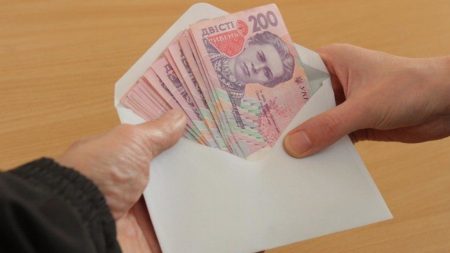 Міська рада виділила матеріальну допомогу учасникам ООС та іншим жителям Кропивницького
