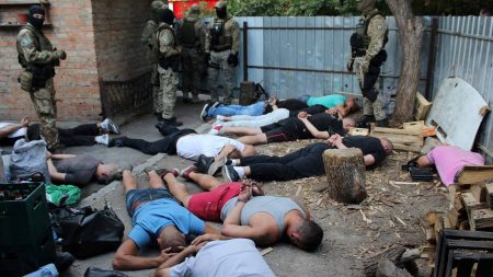 В Кропивницькому затримали учасників кримінальної “сходки”. ФОТО. ВІДЕО