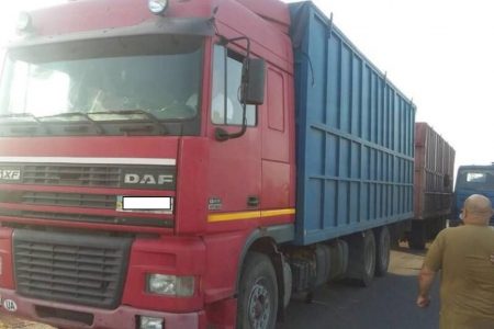 Фури підприємця з Кропивницького полями намагалися об’їхати ваговий контроль на Одещині. ВІДЕО