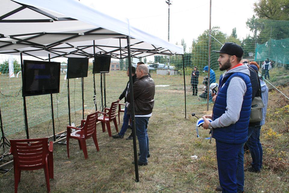 Перегони та затримання злочинців: у Кропивницькому показали, на що здатні дрони. ФОТО