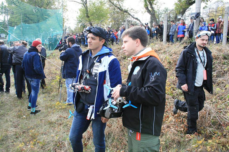 Перегони та затримання злочинців: у Кропивницькому показали, на що здатні дрони. ФОТО