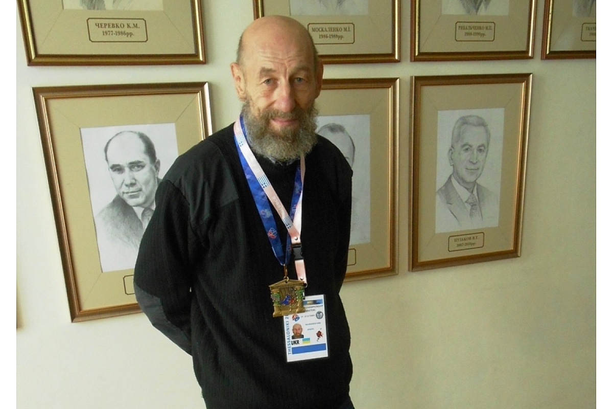 62-річний кропивничанин став чемпіоном світу із самбо, перемігши двох росіян. ФОТО