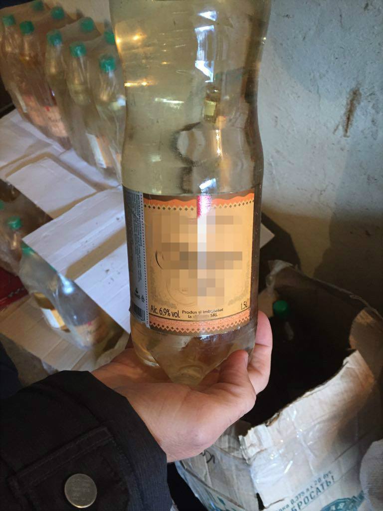 У Кропивницькому вилучили з обігу чотири тонни фальсифікованого алкоголю. ФОТО