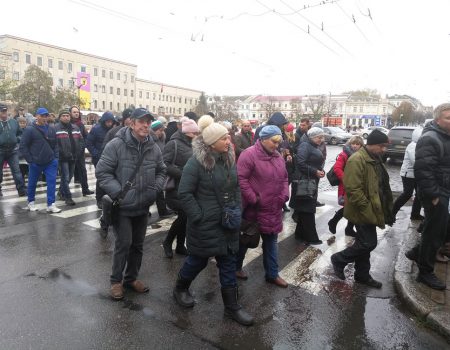 Підприємці з “Європейського” перекрили центральну вулицю Кропивницького. ФОТО, ВІДЕО