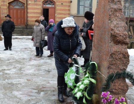 У Кропивницькому вшанували жертв Голокосту. ФОТО