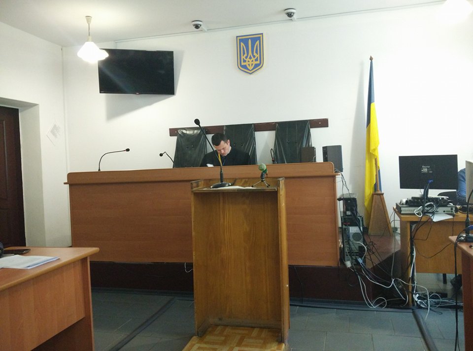 Суд визнав, що спалення банера &#8220;Єлисаветград&#8221; в Кропивницькому співставне з інтересами громади. ФОТО