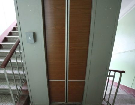 У Кропивницькому після засудження «ліфтового маніяка» знову крадіжка двох ліфтів