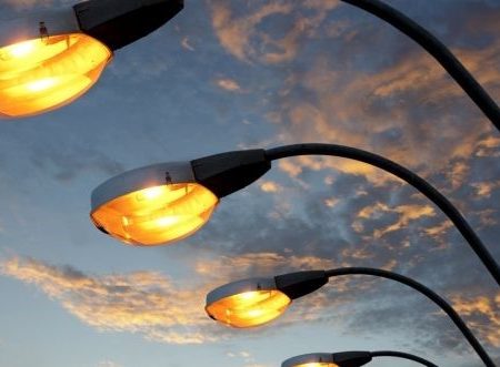 «Міськсвітло»: Вуличне освітлення всього міста можна відновити за 3 роки