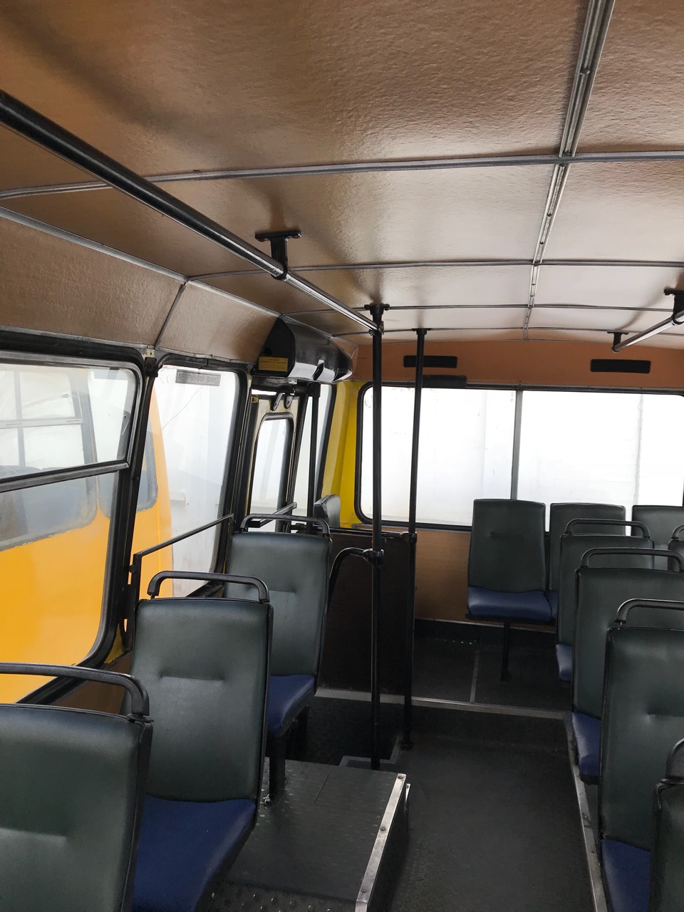 У Кропивницькому підприємство готове перевозити пасажирів за 4 гривні. Влада – не рада? ФОТО. ВІДЕО