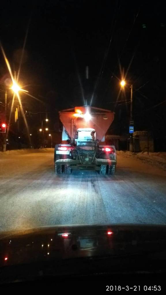 Де комунальники Кропивницького цієї ночі розчищали сніг. ФОТО