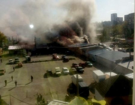 Відео з місця пожежі «Босфору» в Кропивницькому