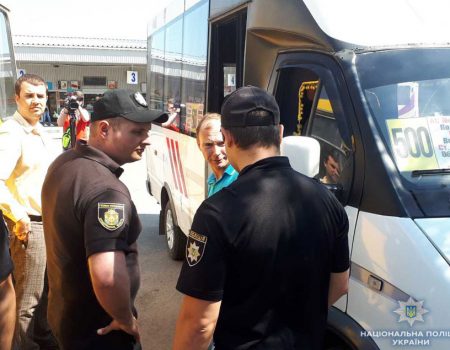 Кіровоградщина: поліція виявила пасажирські автобуси з несправними гальмами і не тільки. ФОТО