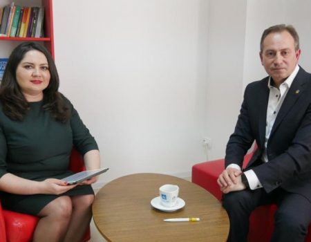 Микола Томенко в Кропивницькому розповів, як убезпечити країну від президентів-негідників. ФОТО. ВІДЕО