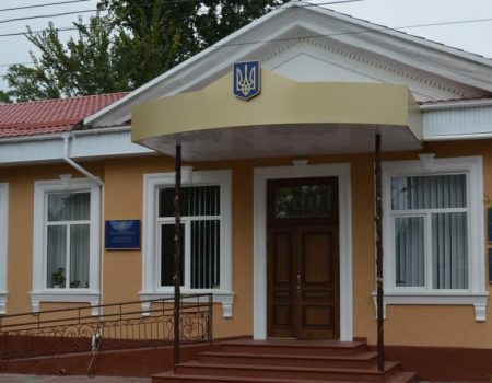 Управління державної міграційної служби Кіровоградщини більше не оформлятиме закордонні паспорти по суботах