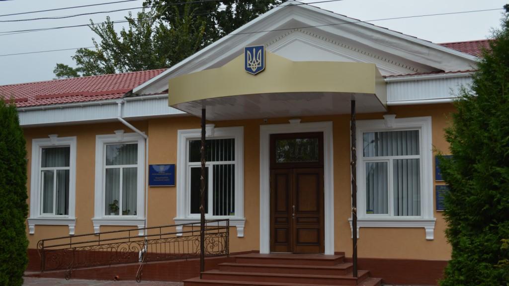 Управління державної міграційної служби Кіровоградщини більше не оформлятиме закордонні паспорти по суботах