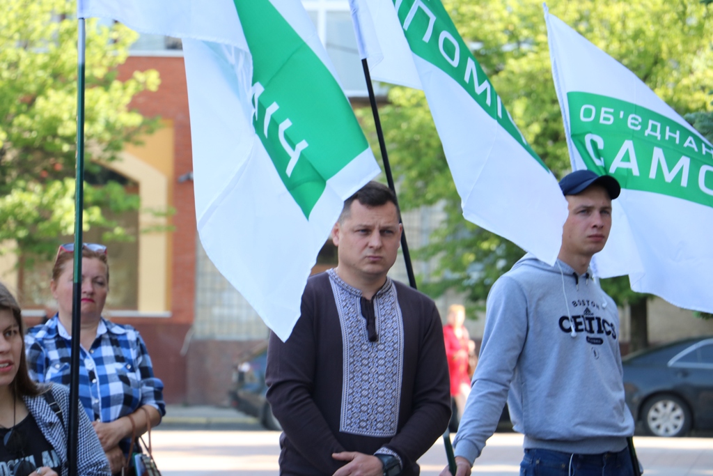 Кропивницький долучився до всеукраїнської акції &#8220;Ні виборам за законом Януковича!&#8221;. ФОТО
