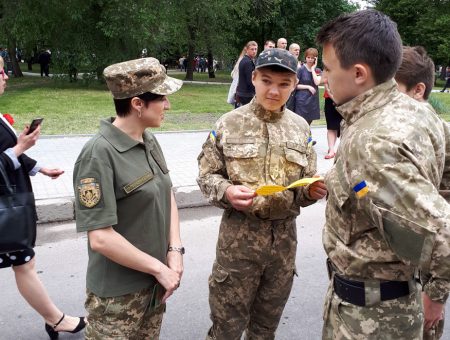 На Кіровоградщині військові провели масштабну рекламно-агітаційну акцію