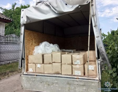 Поліцейські Кіровоградщини викрили групу шахраїв, які видурили в експедитора 20 тонн масла
