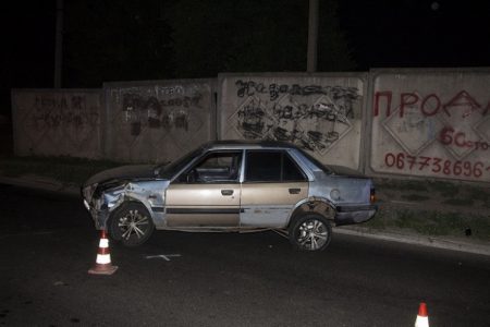 У Кропивницькому п’яний водій в’їхав у бетонний паркан