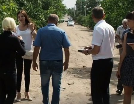 Заступниця начальника управління ЖКГ стверджує, що отримала ляпас від жительки вулиці Тютюшкіна