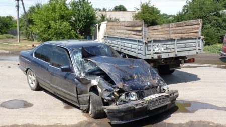 В Олександрії в аварію потрапила родина з малюком. ФОТО