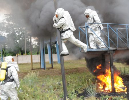 У Кропивницькому відбулось тренування рятувальників на смузі психологічної підготовки