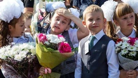 Керівниця МОЗу не рекомендує проводити шкільні лінійки з нагоди 1 Вересня