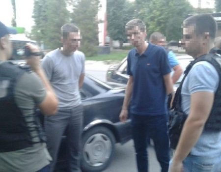 3000 доларів за закриття провадження про крадіжку з АТБ: у Кропивницькому судитимуть слідчого