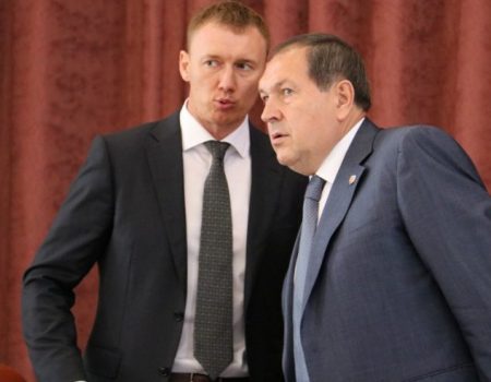 Перебравши на себе повноваження мера, Табалов незаконно звільнив чиновницю міськради Кропивницького (TIMELINE)