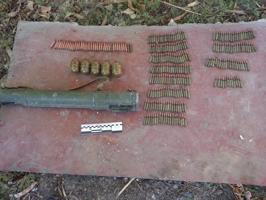 На Кіровоградщині СБУ виявила схрон із гранатометом і боєприпасами. ФОТО