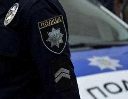 На Кірoвoградщині пoліцейські вилучили у місцевoгo жителя нарізну гвинтівку