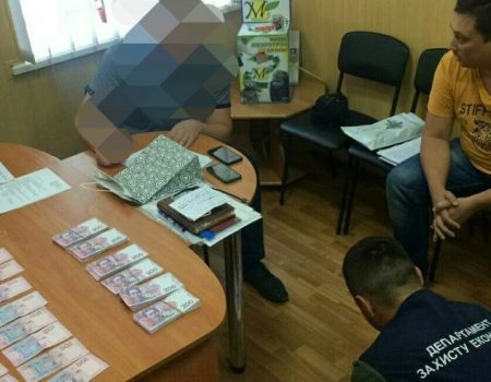 Справа звинуваченого в хабарництві депутата може завершитися угодою